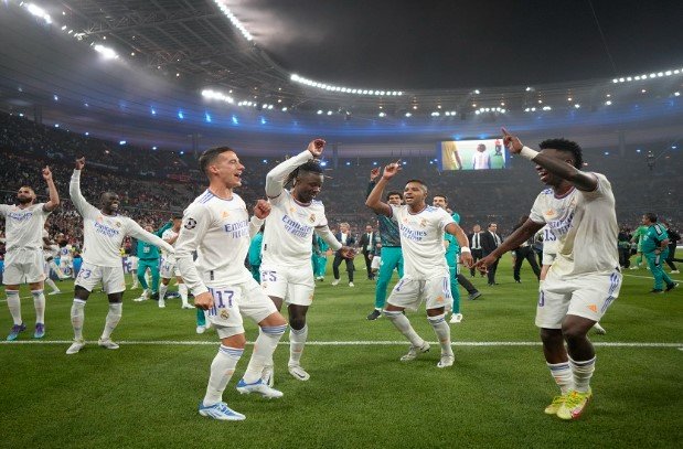 Logo:5wox8u50mv4= Real Madrid