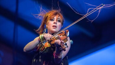 Amanda Shaw Net Worth: $2 Million (Musician, Actress)